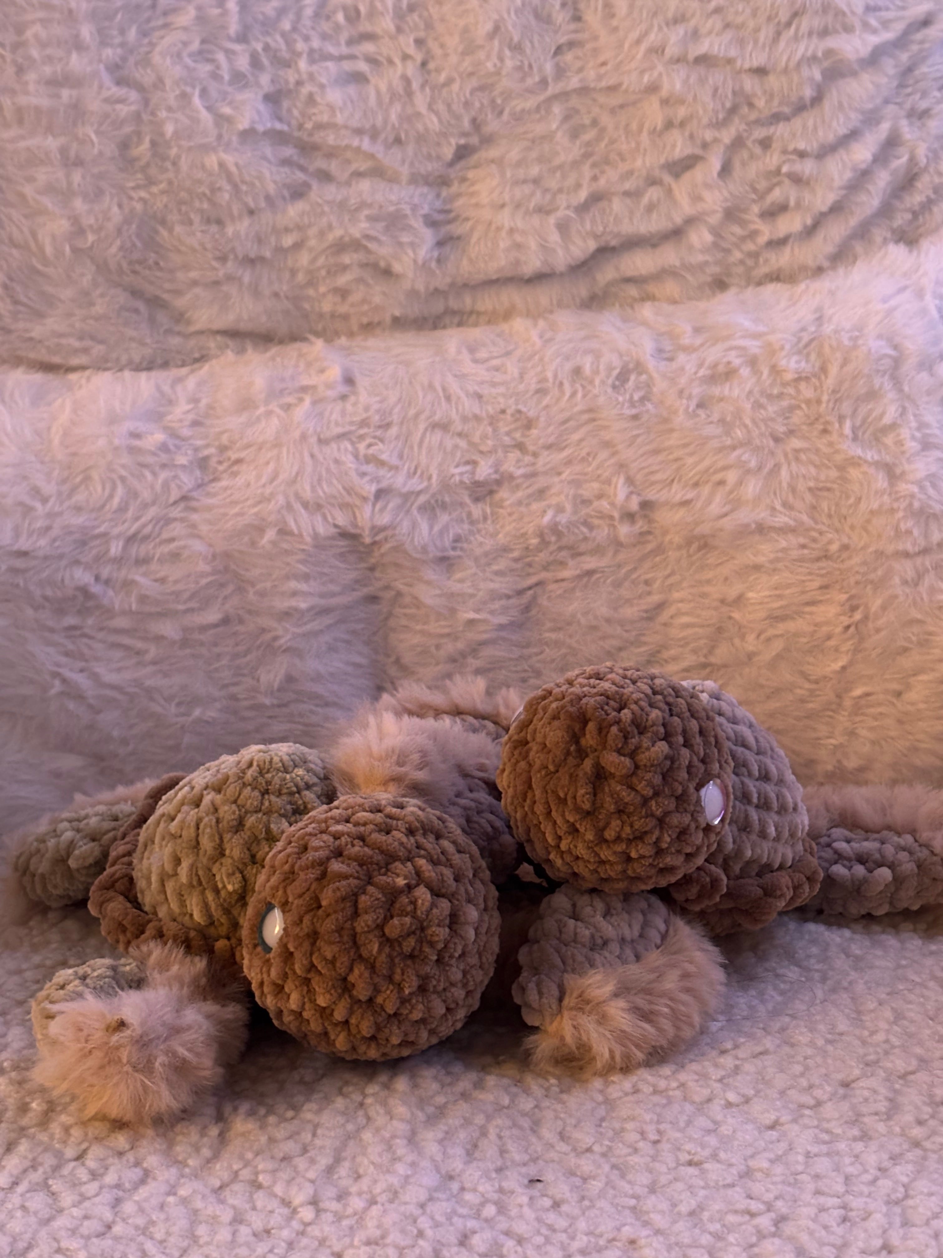 Babyschildkröte mit Furry Wolle