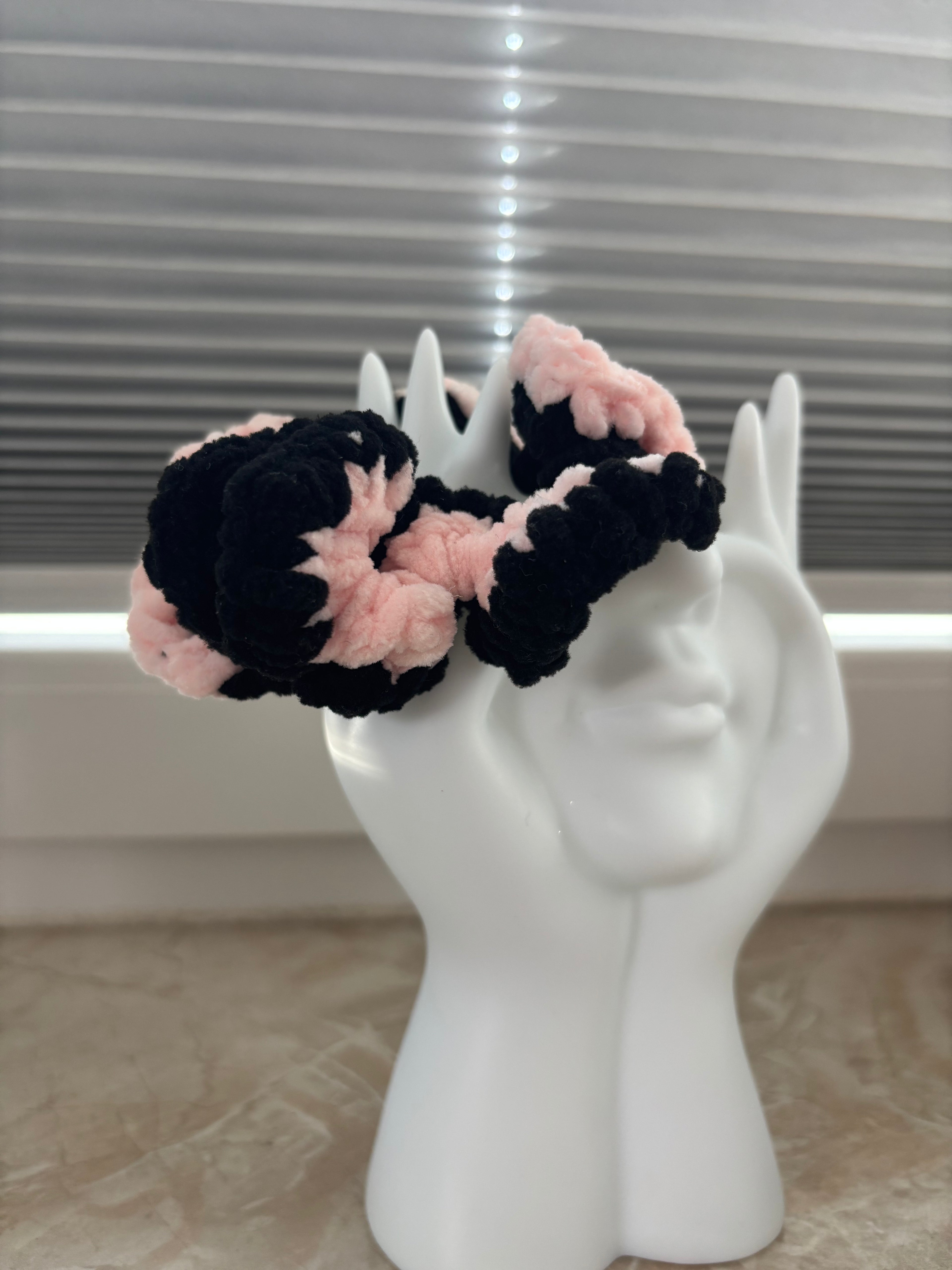 Scrunchie "Ying- Yang"