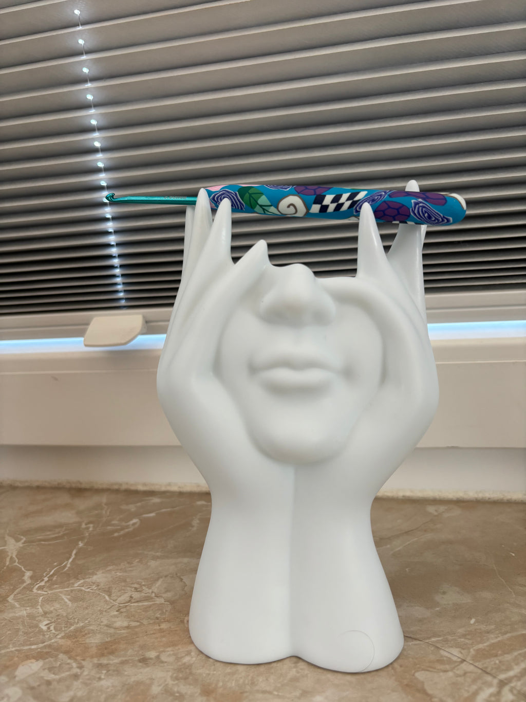 Häkelnadel 3.50mm / Rosen in Blau