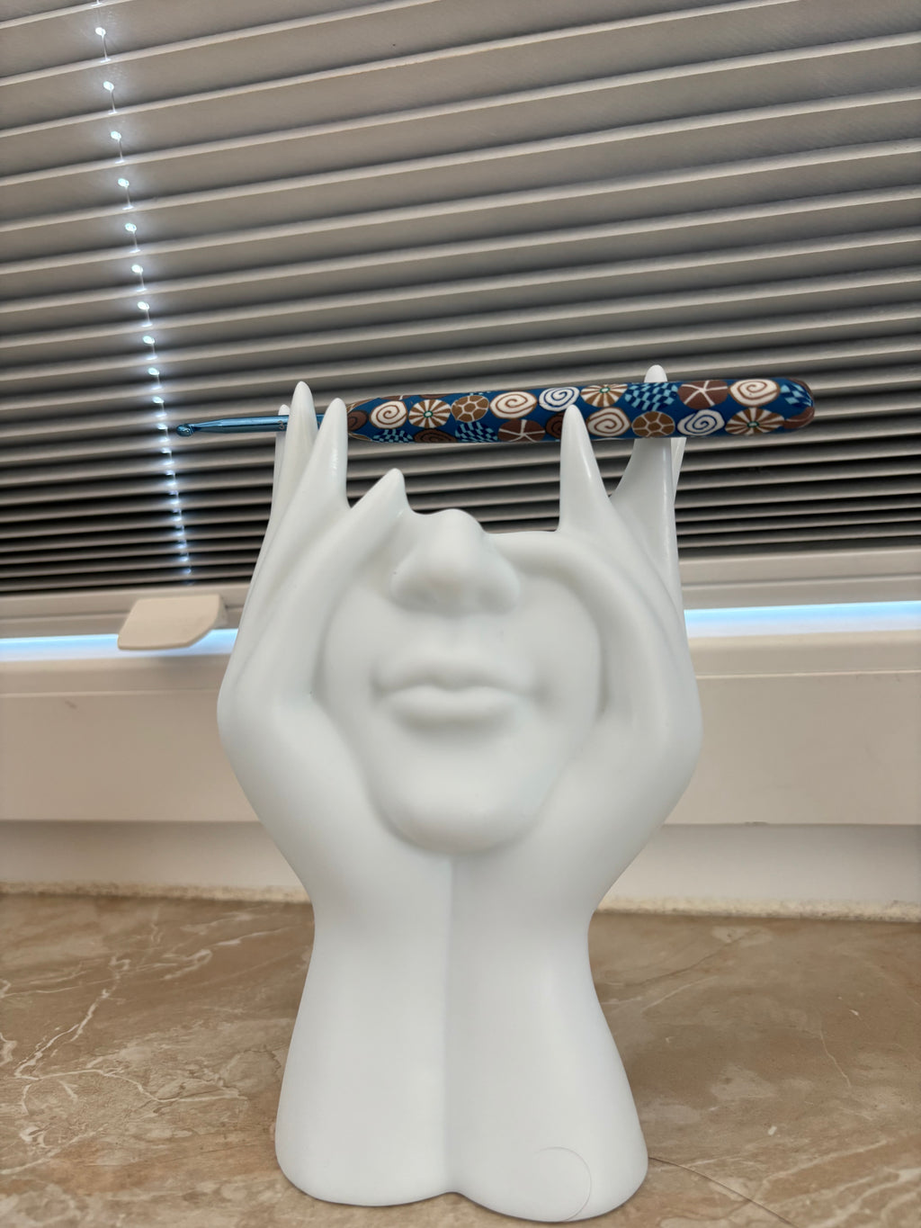 Häkelnadel 3.75mm / Muscheln in Blau